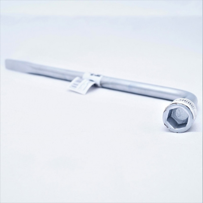Купити Ключ балонний L-подібний MASTERTOOL 17 мм 350х14 мм (73-0117) в Україні