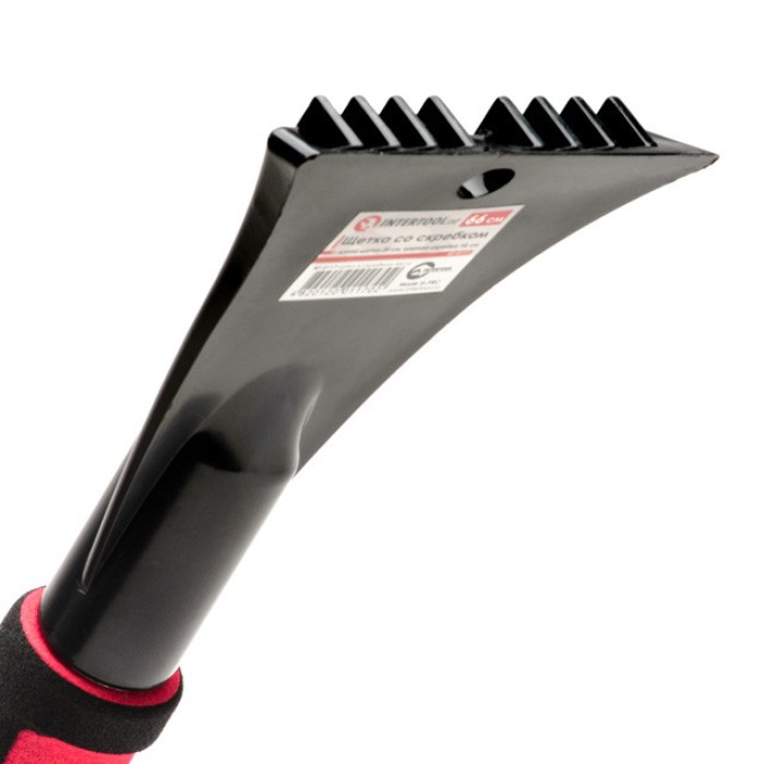Зимова щітка зі скребком 66см INTERTOOL